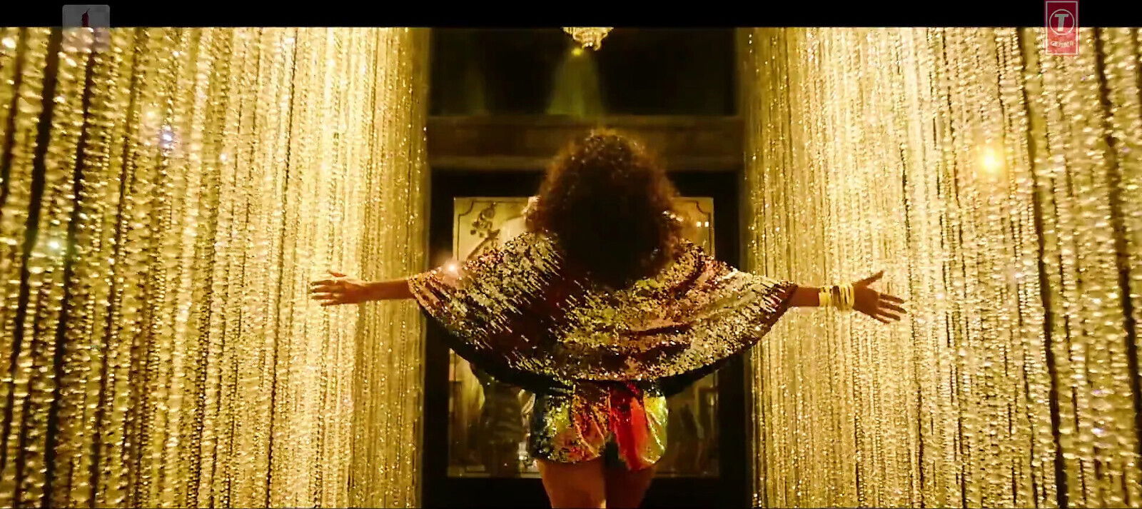 Katrina Kaif Husn Parcham...cum queen