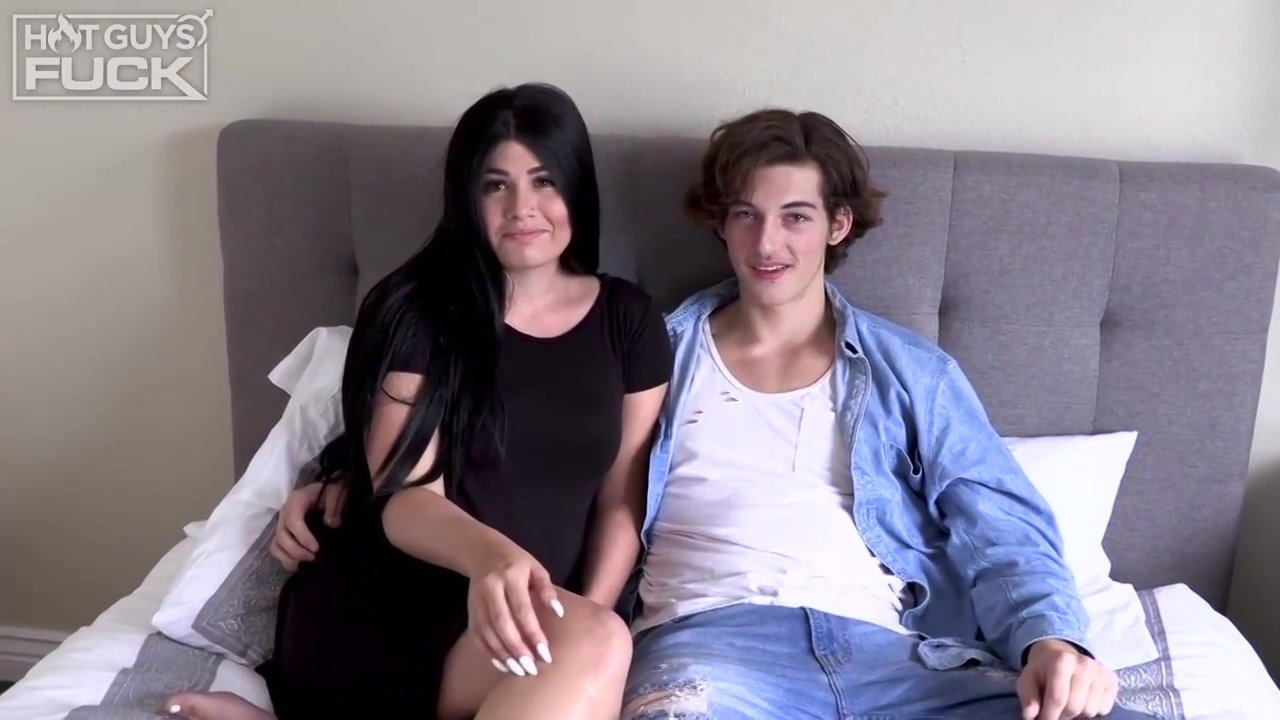 Randy Reno and Angelina Colon are having hardcore sex in the middle of the day