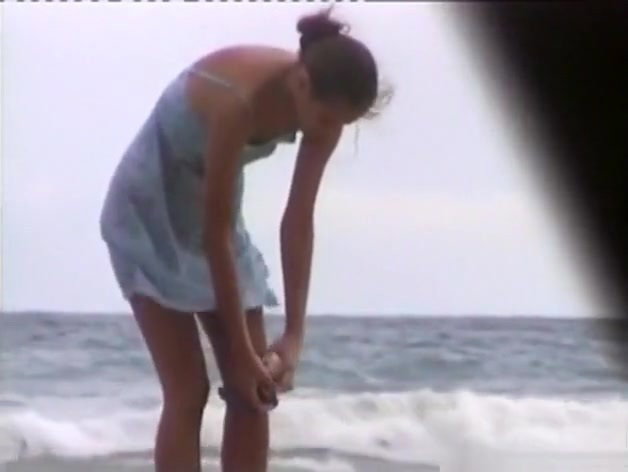 Voyeur tapes girls nude beach