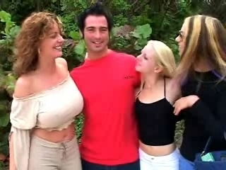 Sara Ashley big billibongs copulates outdoor