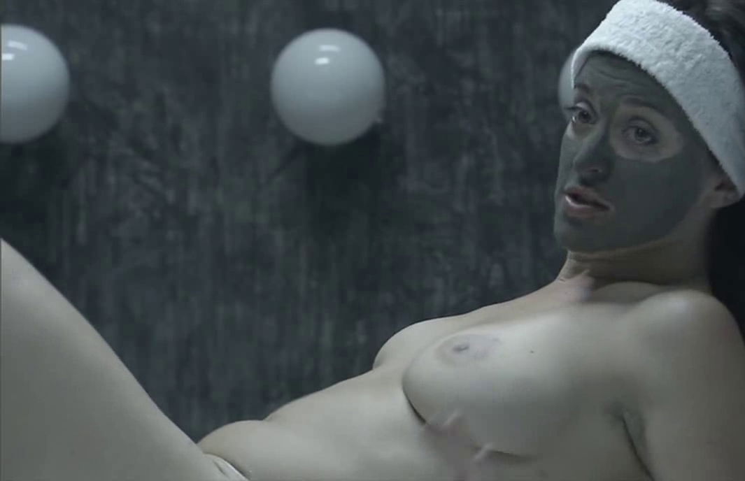 Monamour is an Italian drama with several sex scenes