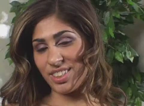 Indian Sahara Knite Gives two Boys A Hand Job Rember