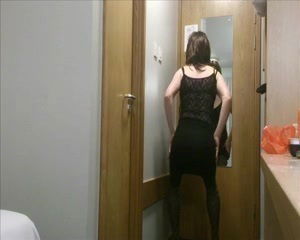 Lewd Lady-Man Emma Lee Wanks Her Shlong in Hotel