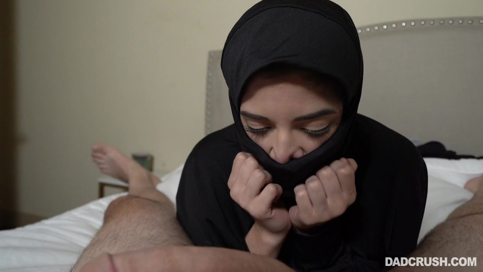 Gabriella Lopez loves sucking dick having before going sleep