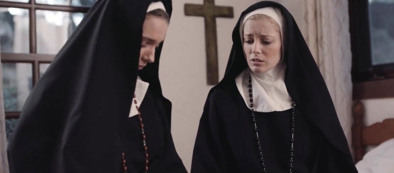 Dirty Mona Wales Serene Siren crave pussy