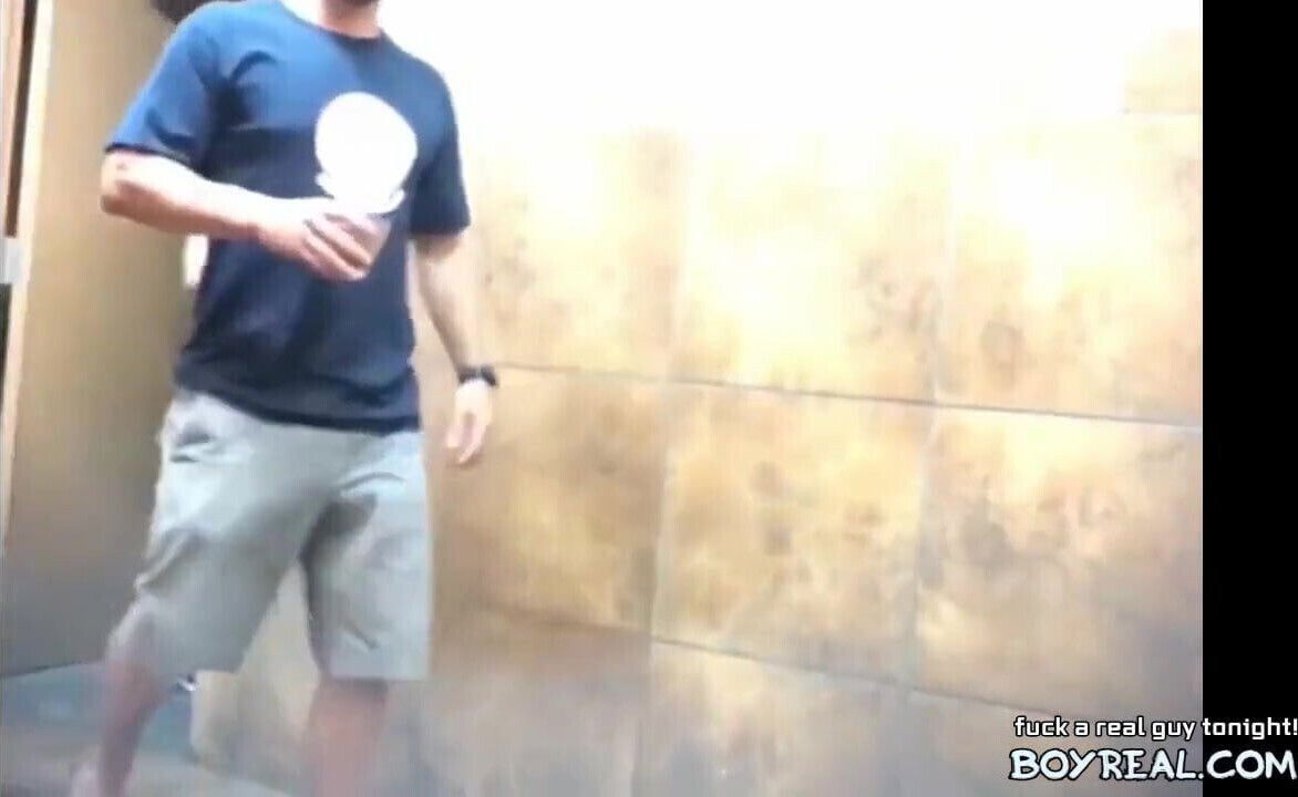 Spying Handsome Hunk Guys With Delicious Cocks!