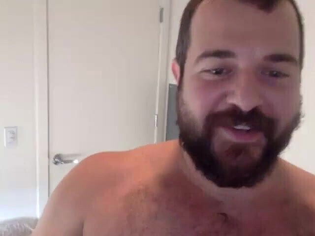 HANDSOME BEARS FUCKING