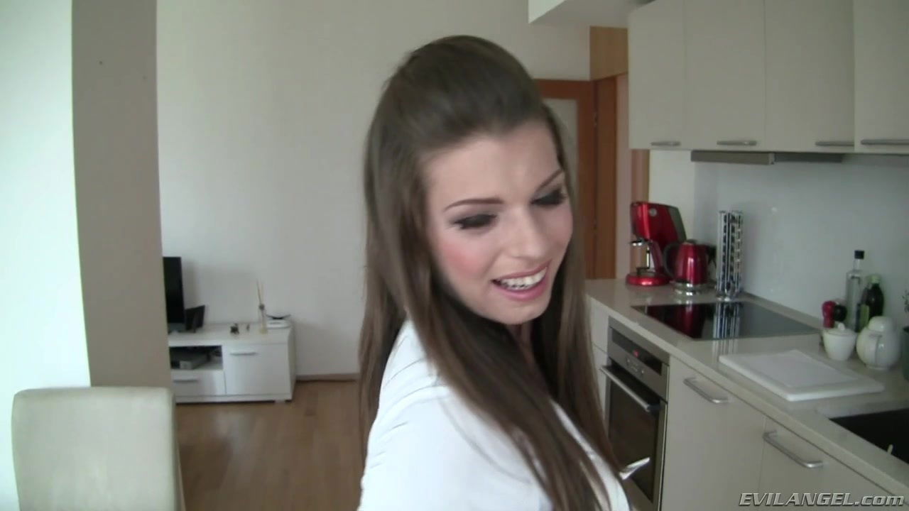 Watch Me Bitch, Scene #04