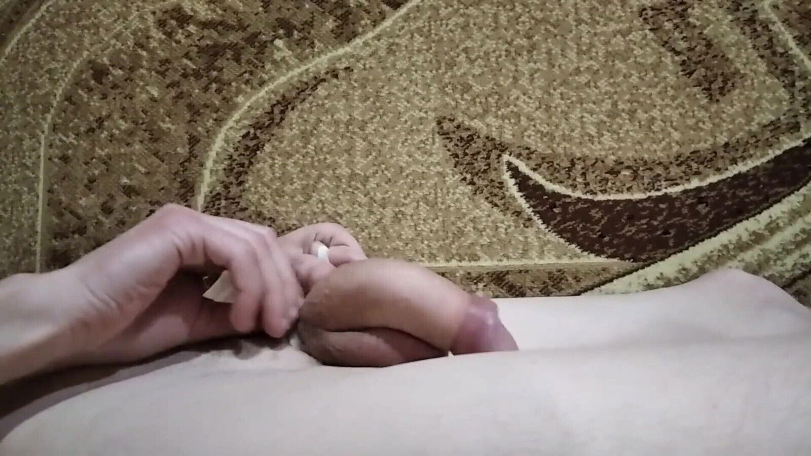 Bandaged cock, masturbate cum.