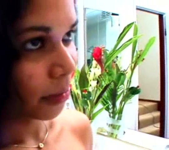 Little Mutt Video: Anna and Julian