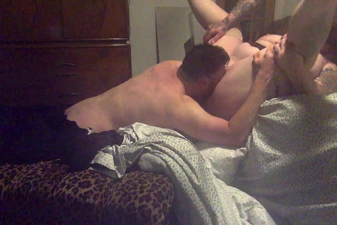 Slut wife Sindy loves cocks