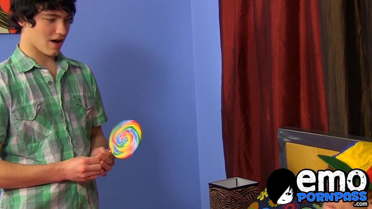 Blonde twink Preston Andrews banging after mutual