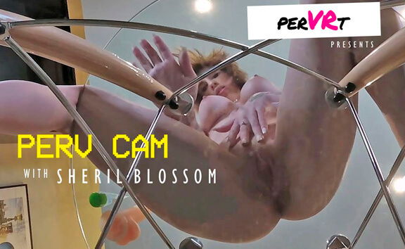 Laura Dickens in Perv Cam - perVRt