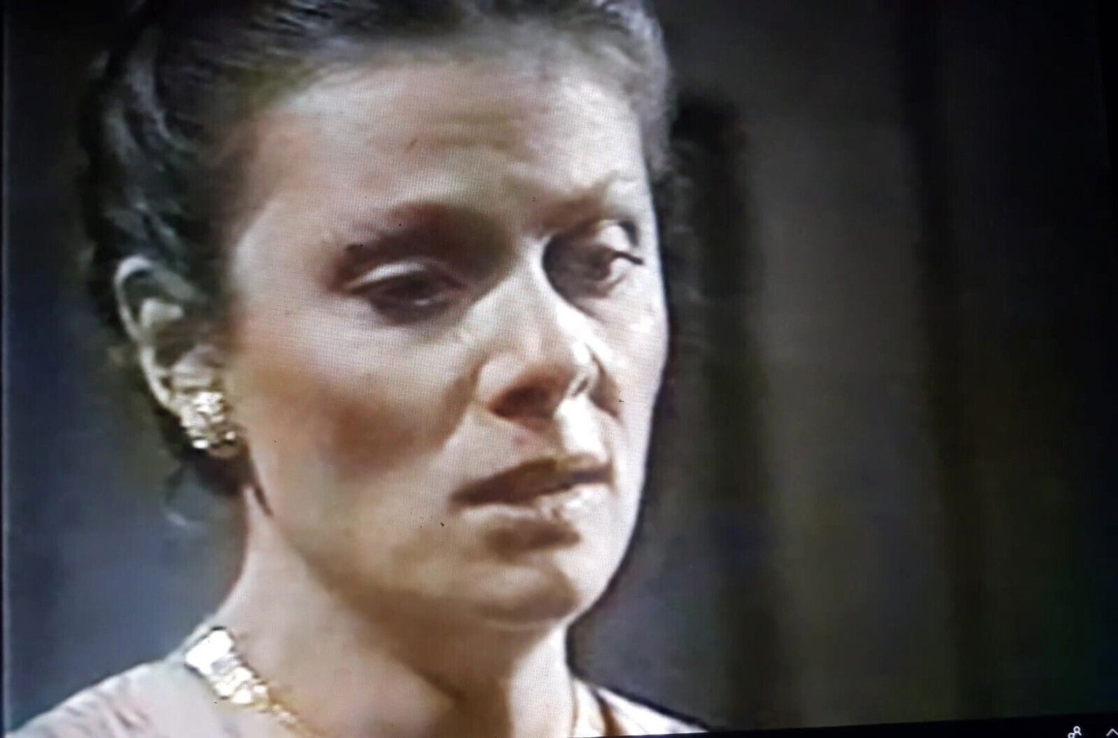 Tracy quartermaine femme fatale