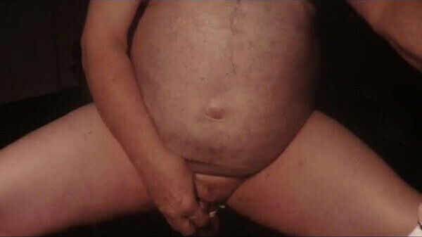 MASTURBATING PORN AGAIN