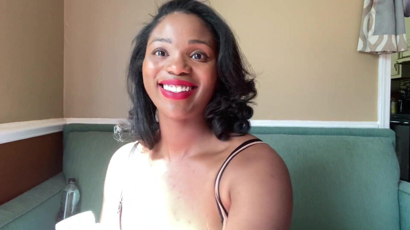 Mrs.Krissie Harvey cow-youtuber