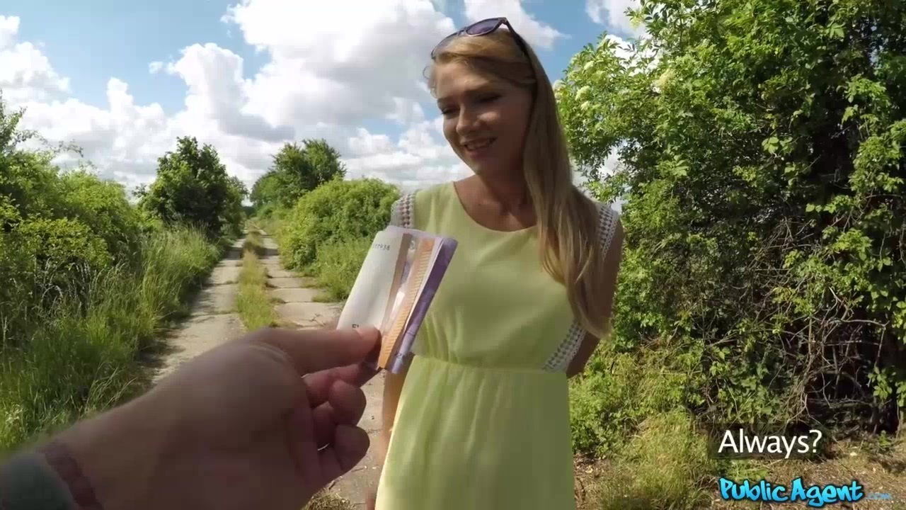 public agent fucks Russian Carolina Star some cash POV.