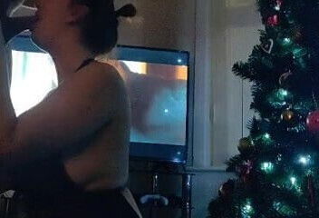 Wife sucking hubbys tiny little