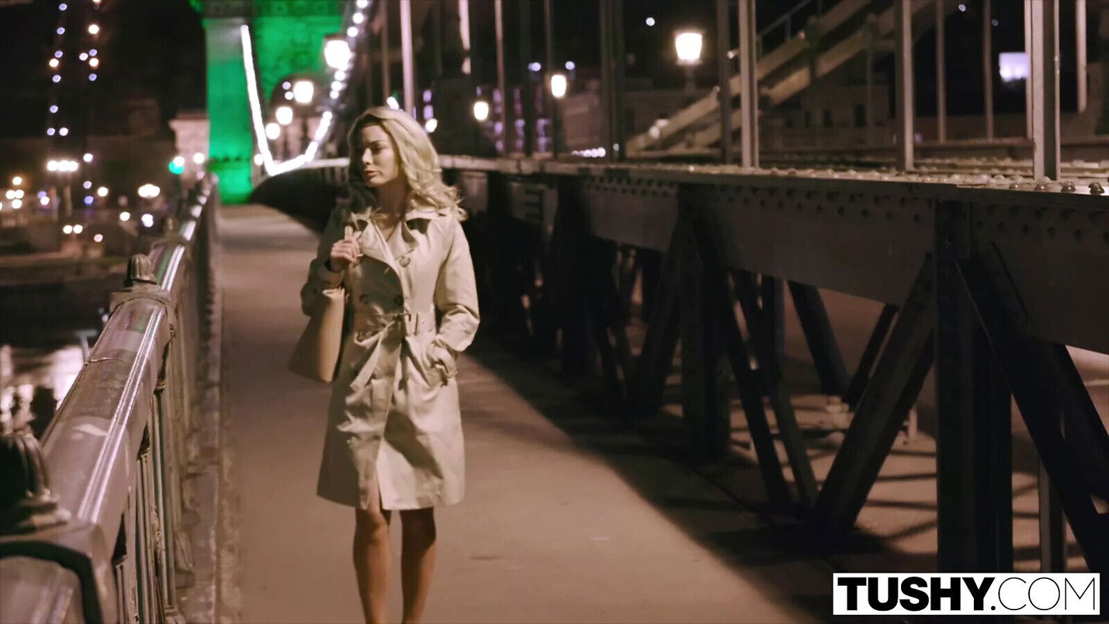 TUSHY Tourism leads fuck with stranger