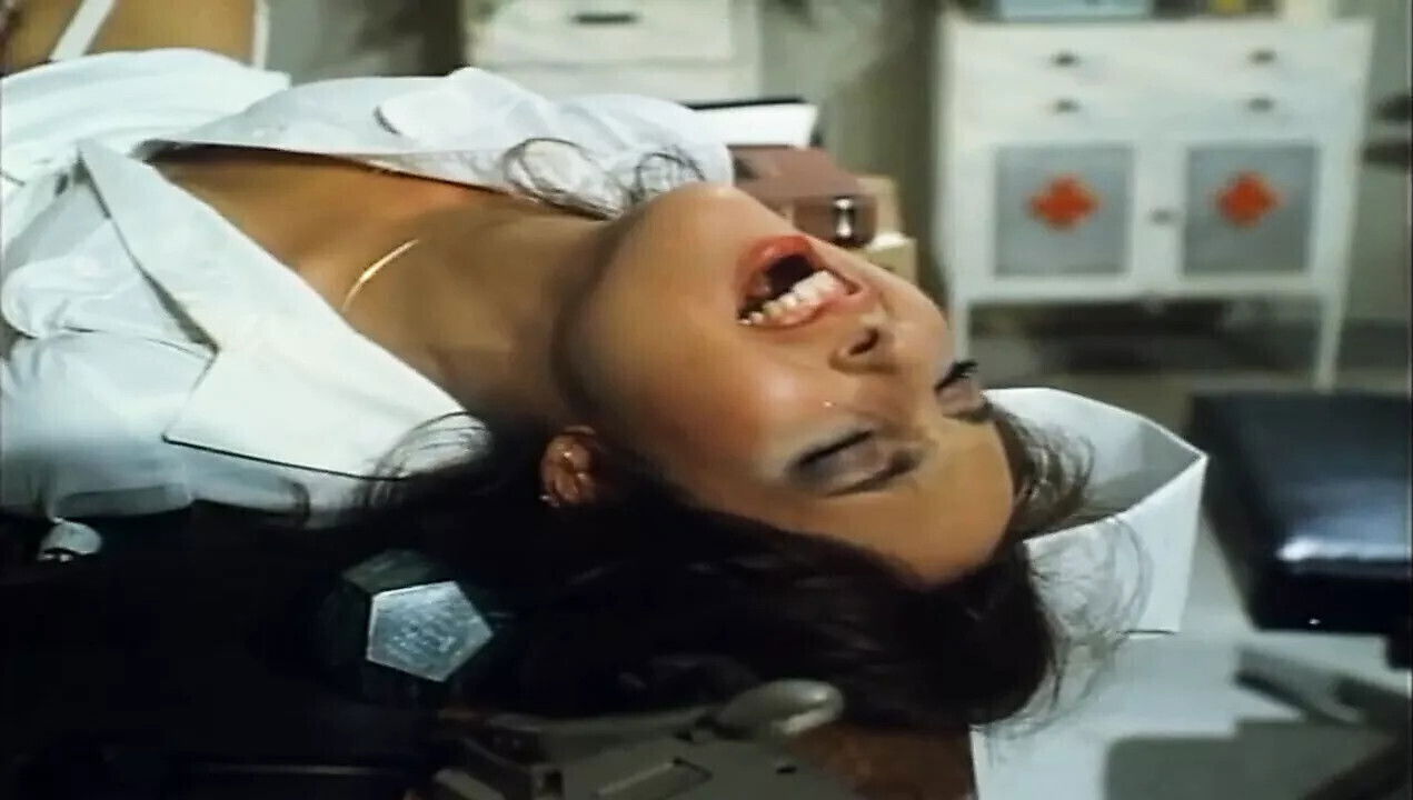 Young Nurses Love (1984)