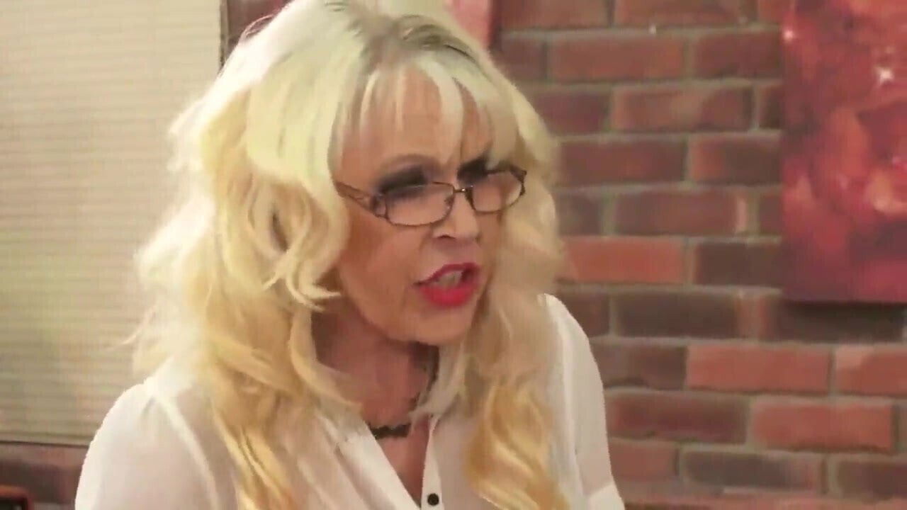 OLD&YOUNG-Granny Teacher Fucked Student