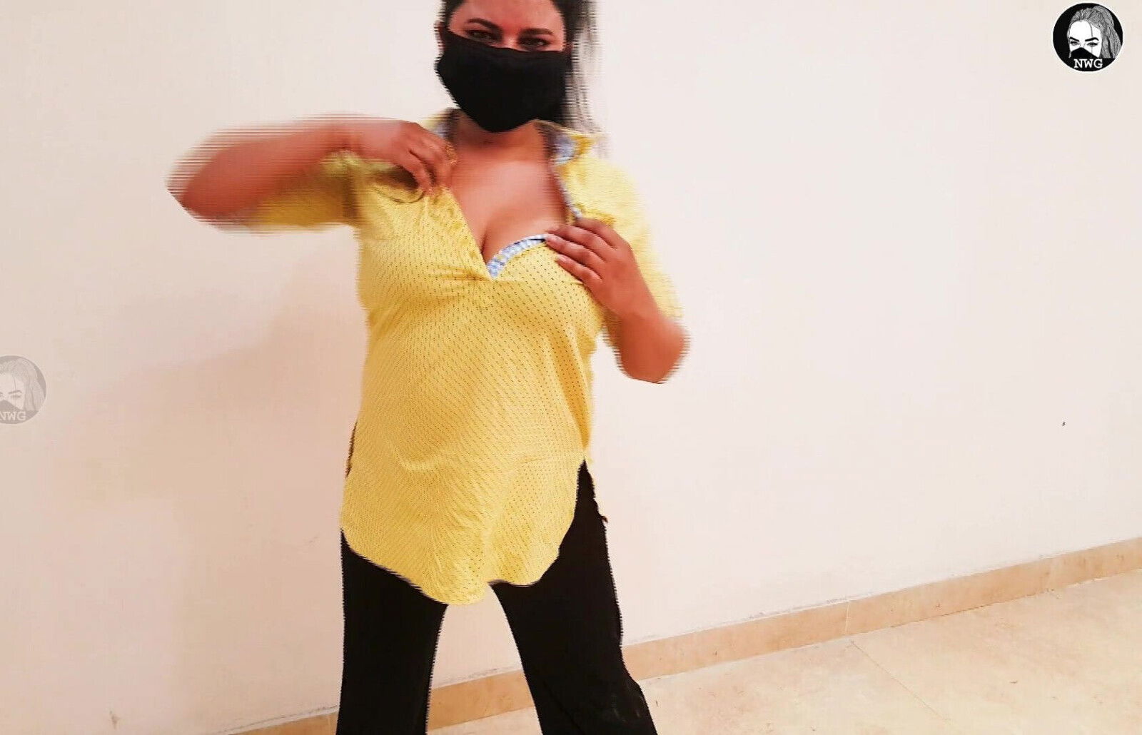 KHOL MERA MUSLIM LOCAL GIRL PAKISTANI MUJRA