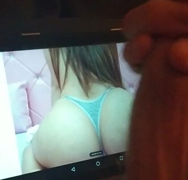 Cumming girl shaking