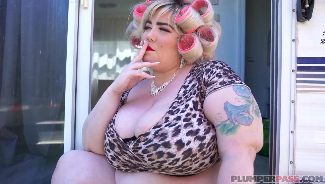 Genevieve LaFleur Trashy Classy