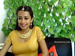 Muslim Hijabi boobs with gold necklace