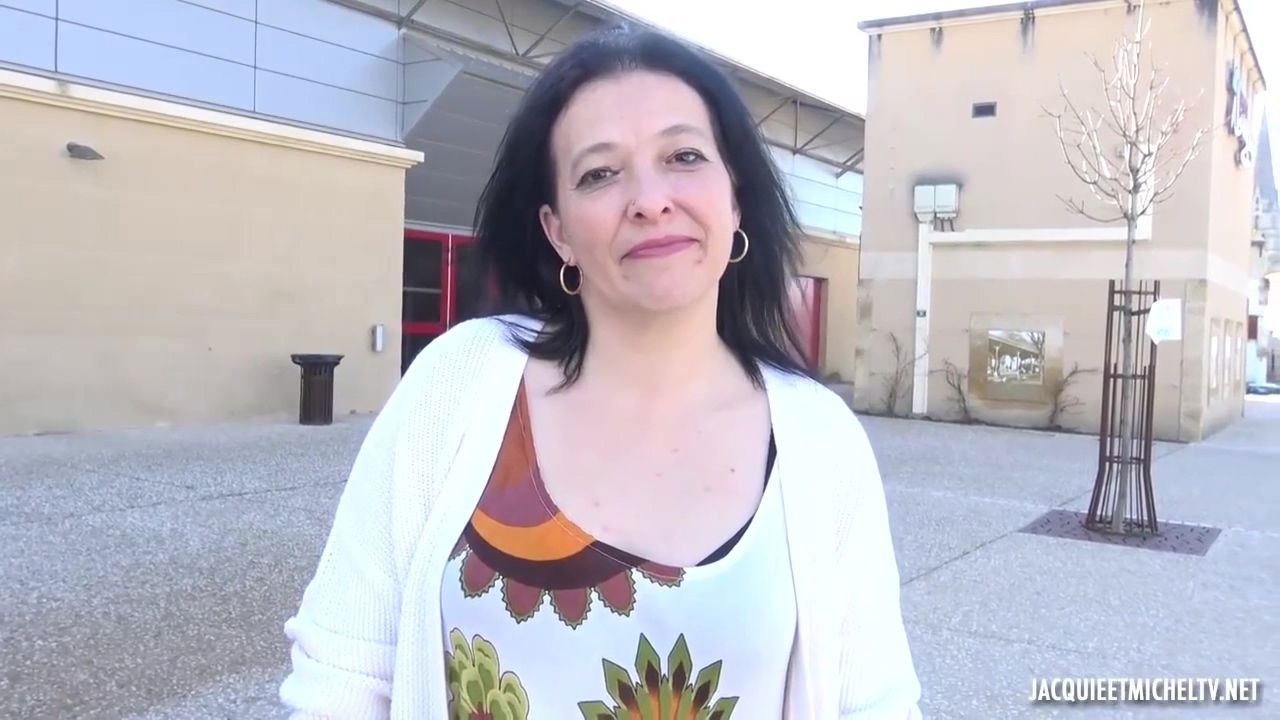 Jeux sulfureux avec Aline et Sandy 1