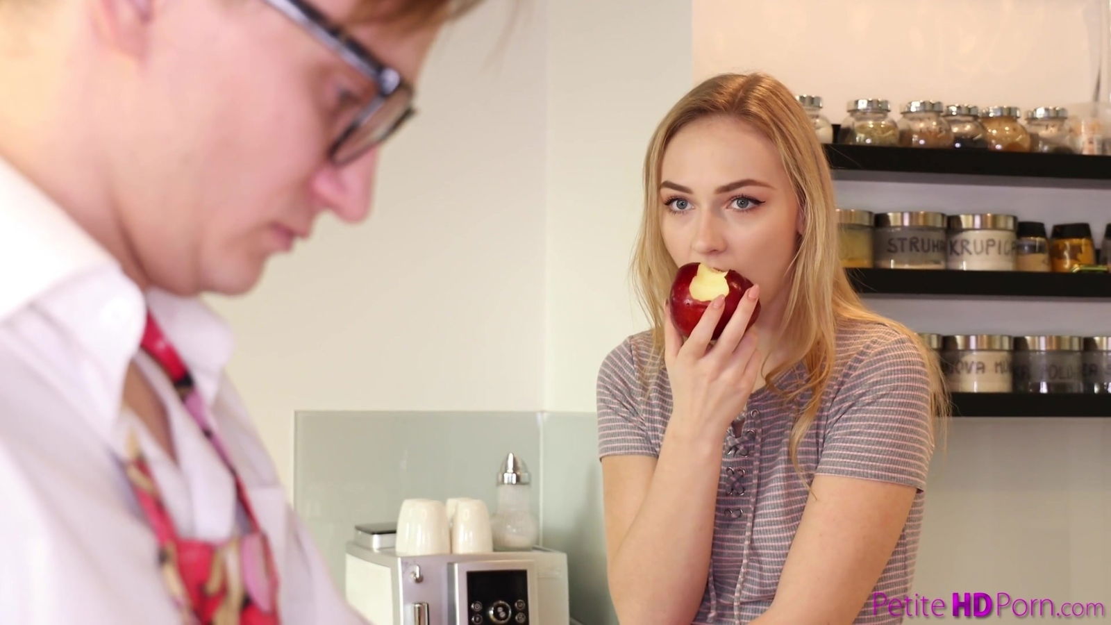 stepsister unexpectedly spreads legs