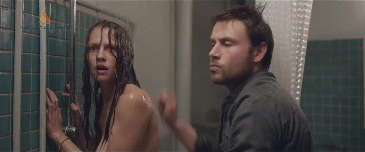 Teresa Palmer Berlin Syndrome 2017