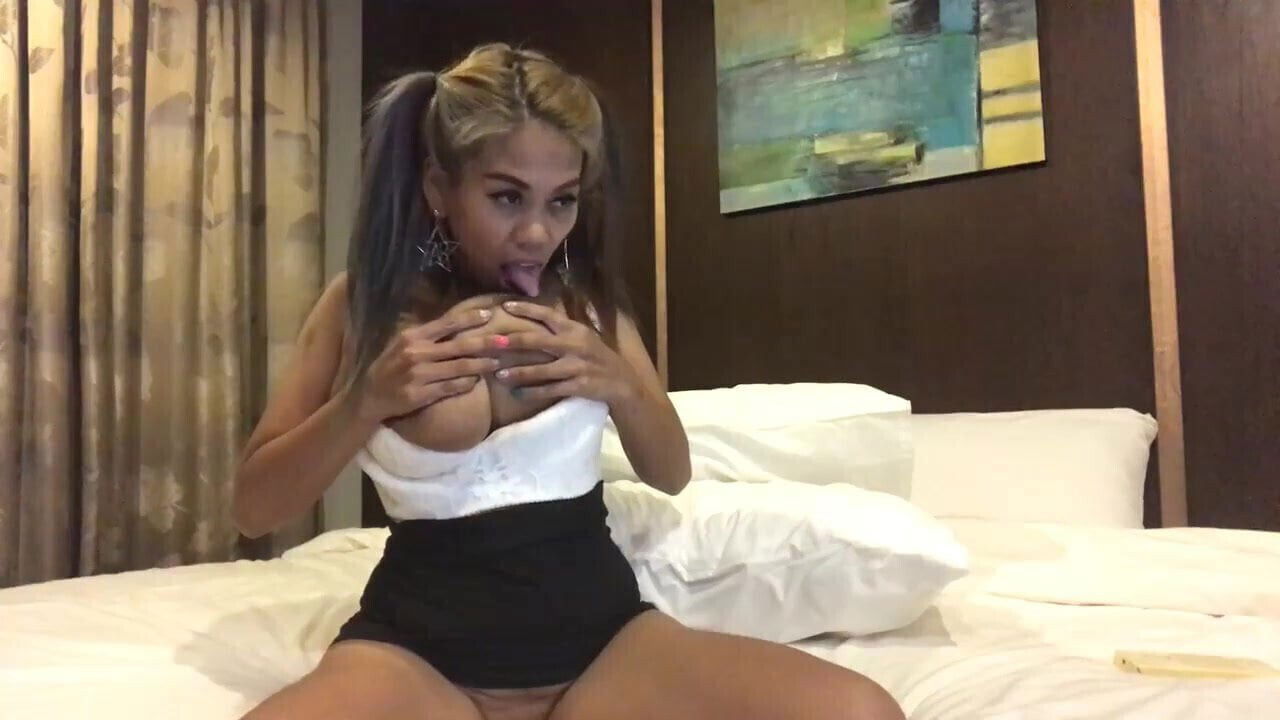 Busty Filipina sucks nipples Manila