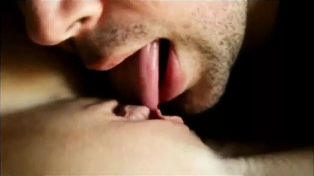 chut chati hai... dekhar pakka nikal jayega