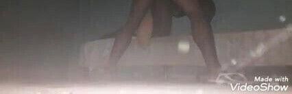 Negra Brasileira pede transar numa casa abandonada