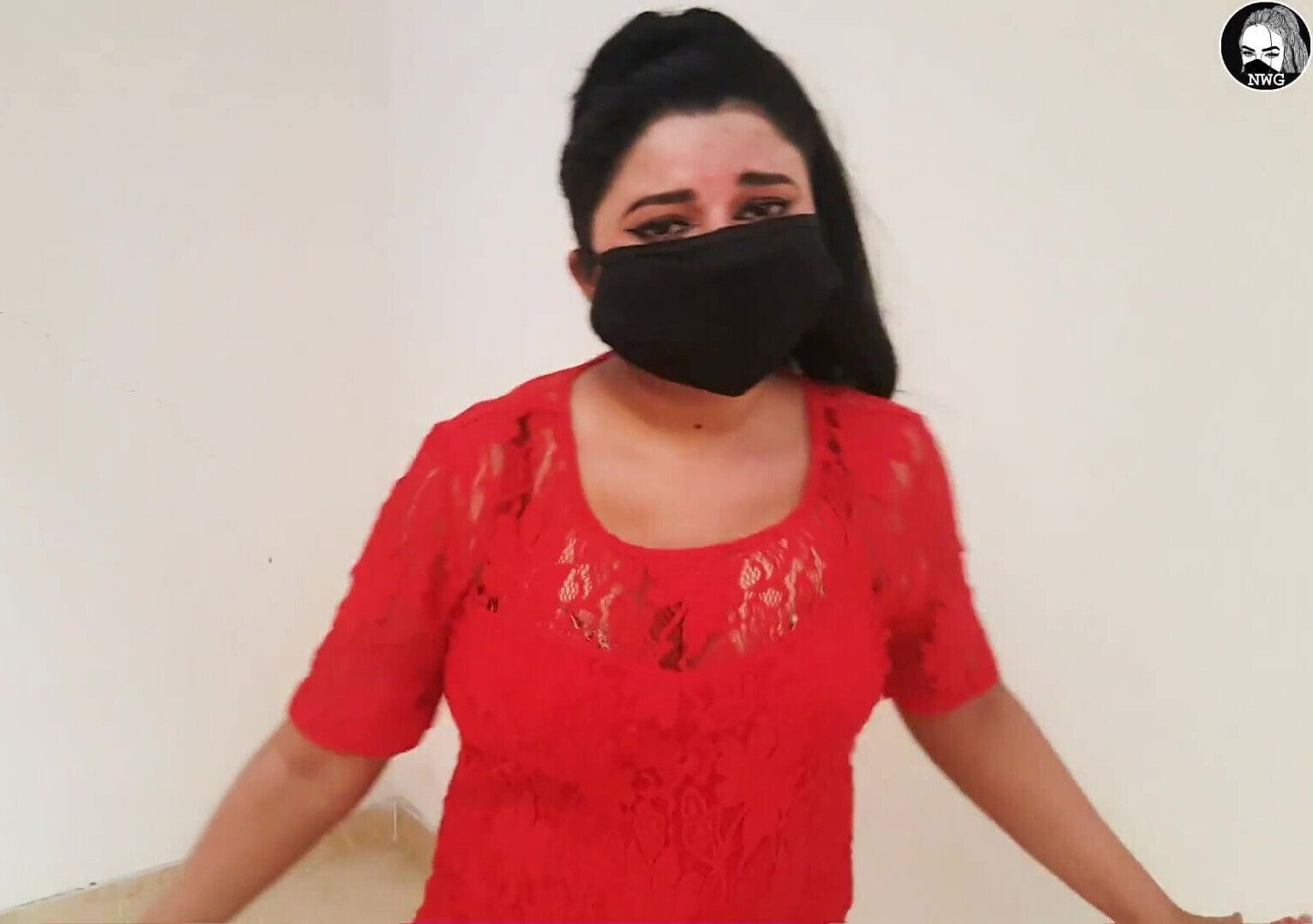 Menu Maare Sexy Saba Dance Latast Video.