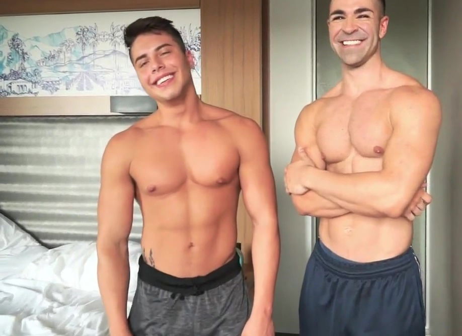 Scotty Marx initiates Colin Maxwell into first barebac