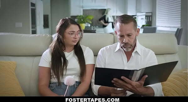 Stepdaughter walks room while parents fucking