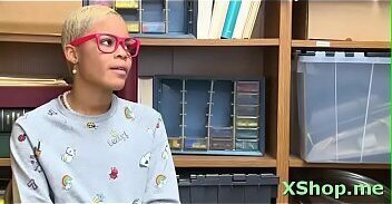 Dong lustful Arie Faye