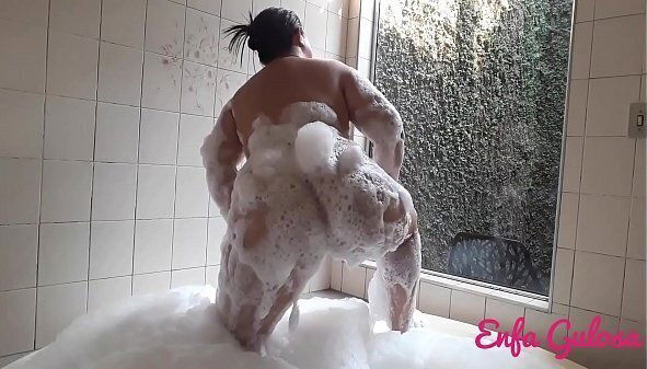 GOZANDO BANHEIRA MOTEL DELICIA GOSTOSA DEMAIS