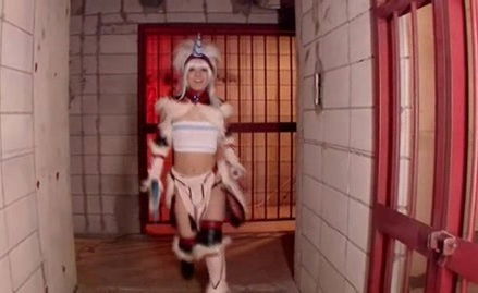 Cosplay Porn: Kyonyu Cosplay Bikini Armor part 4