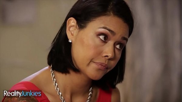 Pretty Chicks (Dana Vespoli, Jenna Foxx) Getting Romantic Reality Junkies