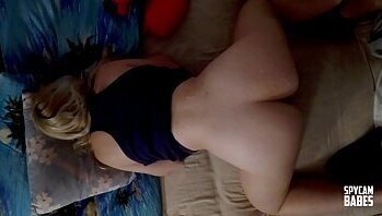 Amateur Russian teen moans when fuck