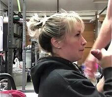 Fucking thick hairdresser, mase619 gives tip!