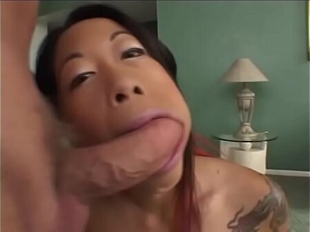 Stud fucks Asian hooker Maja then jizzes after getting head