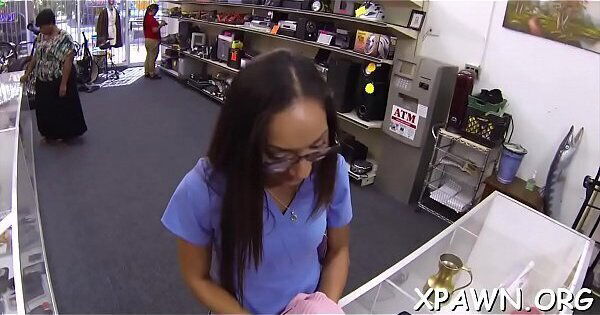 Swingeing latina woman gets drilled good