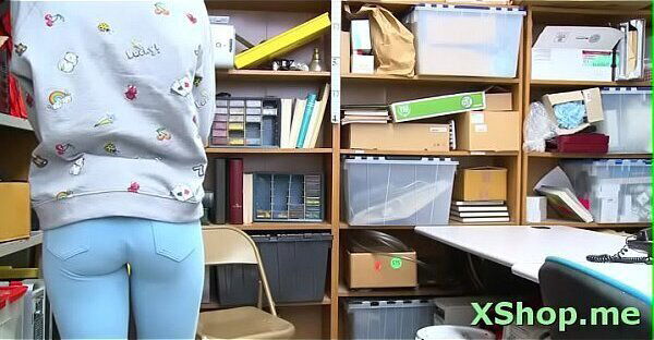 Cheerful barely legal girlfriend Arie Faye flirts with