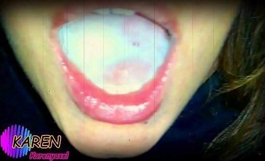 karen jugando semen boca (SLOW MOTION)