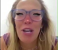 Amanda Costa Nua no Instagram