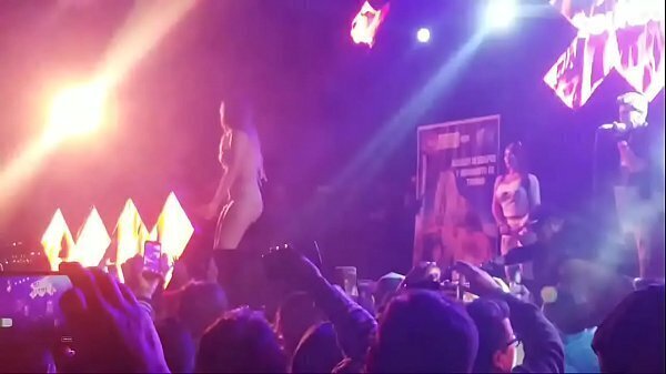 desfile modelos tuning- fantasma